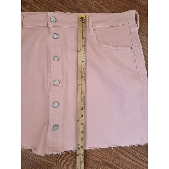 Old Navy Denim Skirt Womens Sz 18 Button Front‎ Pink Raw Hem W/ Pockets Mini EUC - Picture 3 of 7